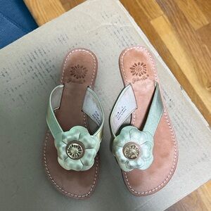 Gold Floral flip flop Sandals